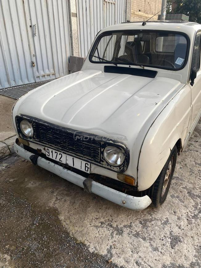 Renault R4 Essence Manuelle 1992 à Mediouna
