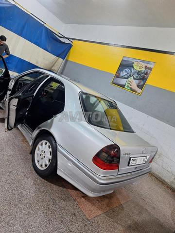 مرسيدس سي 250 تيربوديسيل