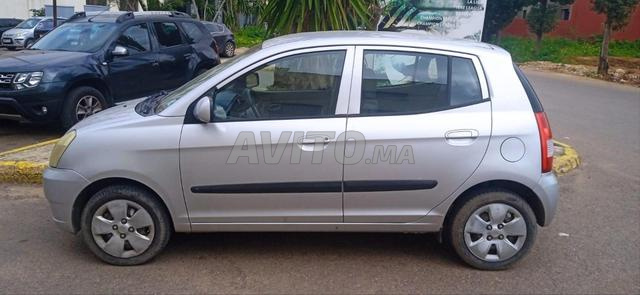 كيا بيكانتو بنزين يدوية 2007 في الدار البيضاء