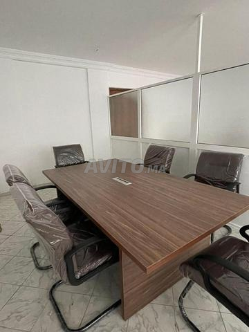 TABLE DE REUNION SUR MESURE