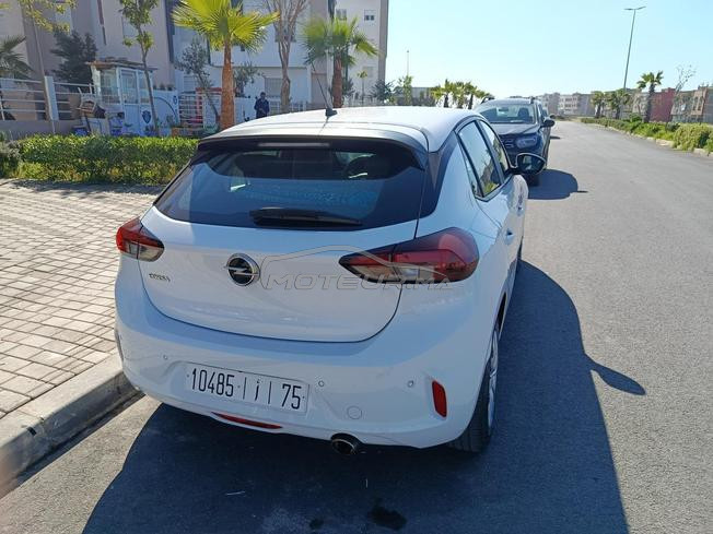 Opel Corsa essence modèle 2021 tt options 