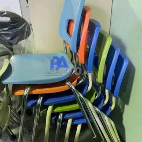 أثاث مدرسي كامل طاولة كرسي مقعد