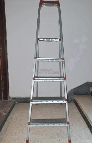 سلم 4 درجات للبيع