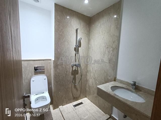 شقة للإيجار 98 متر مربع في كاليفورنيا - 2