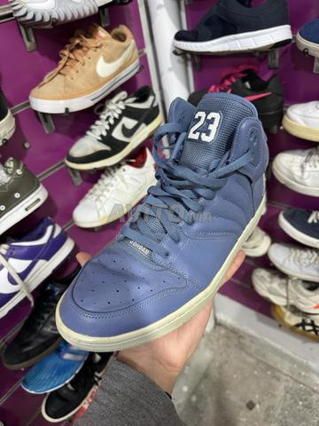 حذاء رياضي نايك جوردن أصلي 100/100 مقاس 46