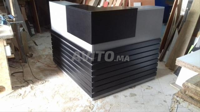 COMPTOIR D’ACCUEIL DESIGN NOIR & BLANC  A