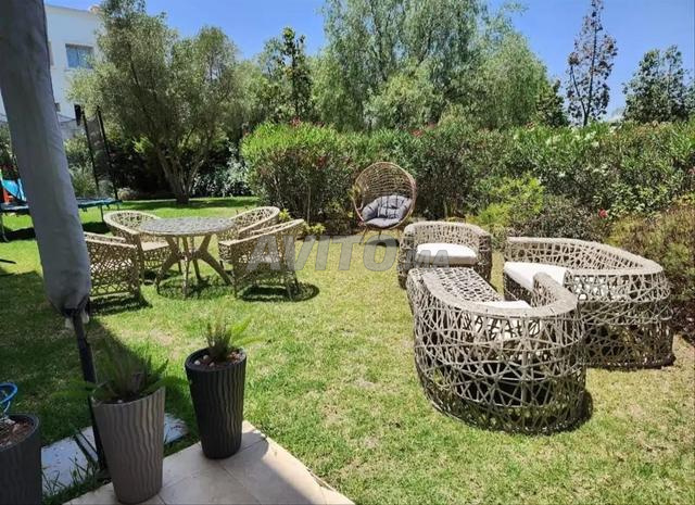 شقة بحديقة في الطابق الأرضي للبيع