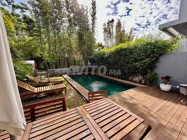 فيلا شريط فارغ للإيجار في بريستيجيا فيل فيرت