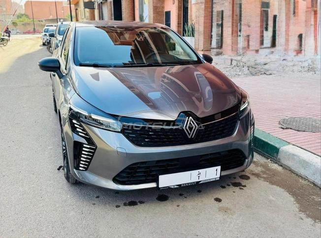 Renault Clio Diesel Manuelle 2025 excellente état 
