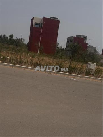 Terrain commercial R2