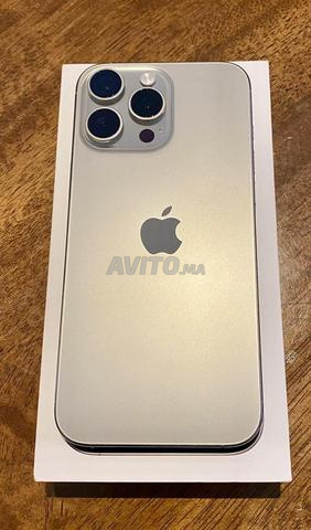 Iphone 16 pro à vendre