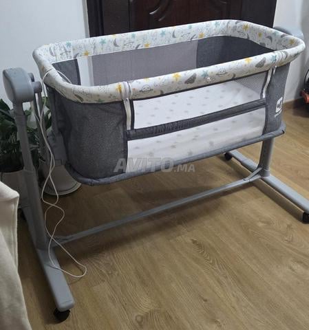 سرير أطفال كهربائي مع ناموسية