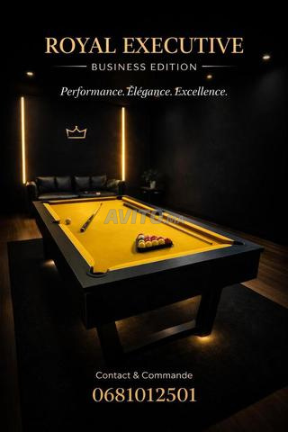 طاولة بلياردو بتوقيع