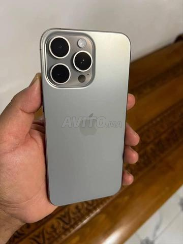 Iphone 15 PRM naturel 93 BTR