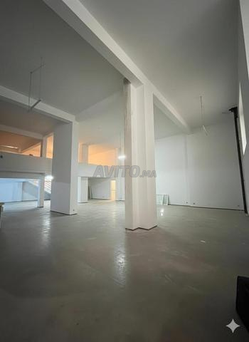 محل للبيع في ساحة موزارت طنجة