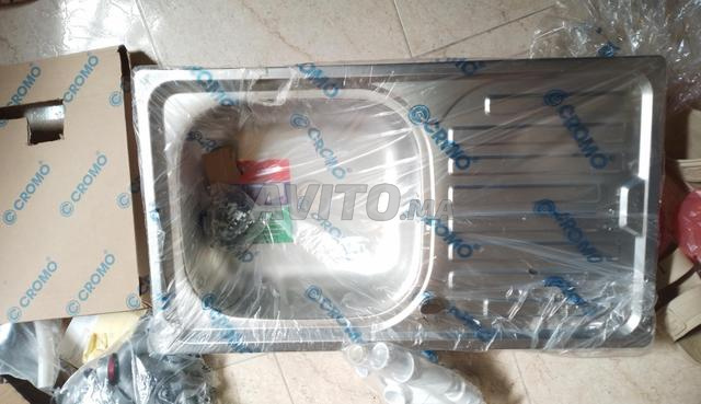 حوض مطبخ مع مصفاة