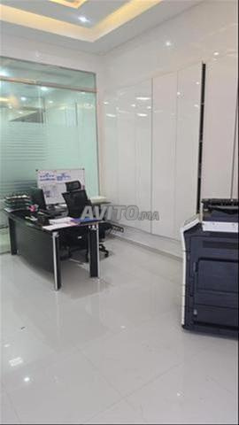 Bureau équipé à vendre d’une superficie de 70 m²