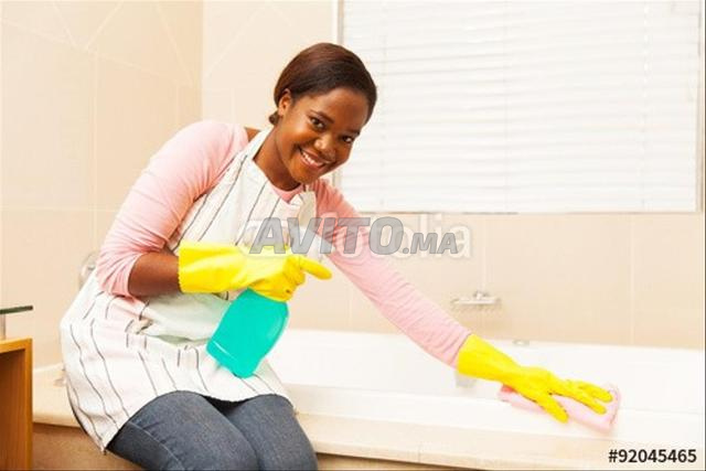 عاملة منزل طباخة مربية جليسة مرضى