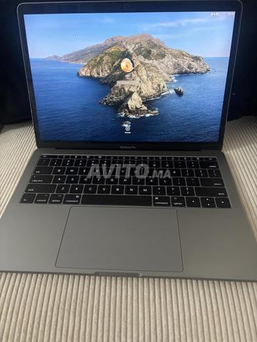 MacBook Pro 2017, 16 Go RAM, 256 Go stockage - 2