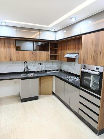 Appartement à vendre à Jnane El Alia, Madinat Arrahma, premier étage