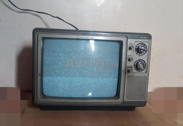 Téléviseur Vintage Osaka BT-362Y Original - En bon état