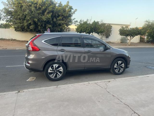 هوندا CR-V ديزل أوتوماتيكية 2017 في أكادير - 2