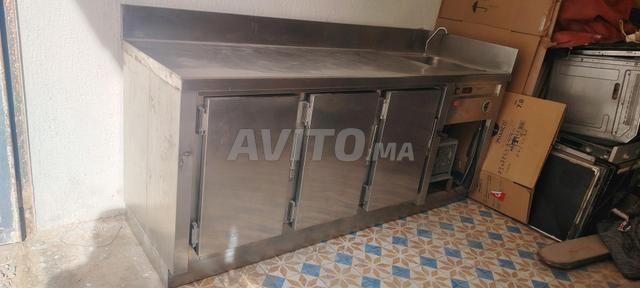 منضدة تبريد من الفولاذ المقاوم للصدأ مع حوض