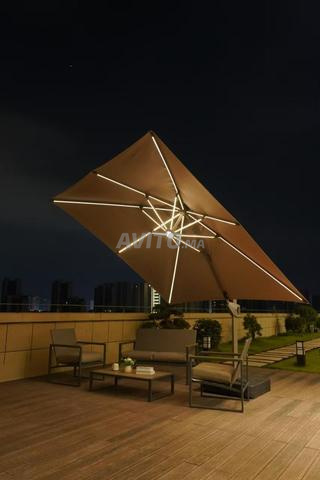 Parasol avec led 3x3x3x3m neuf