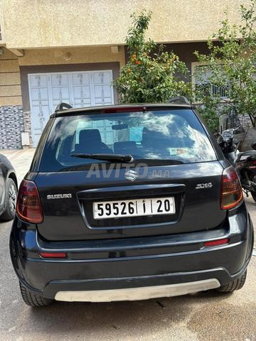 سيارة SUZUKI ممتازة SX4