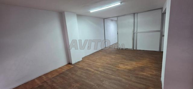 Magasin spacieux à Mohammed Zerktouni, Mers Sultan