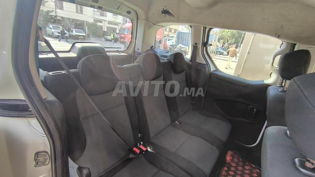 Peugeot Partner Diesel Manuelle 2017 à Rabat