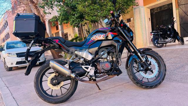 Moto Cimati MT05 modèle 2025