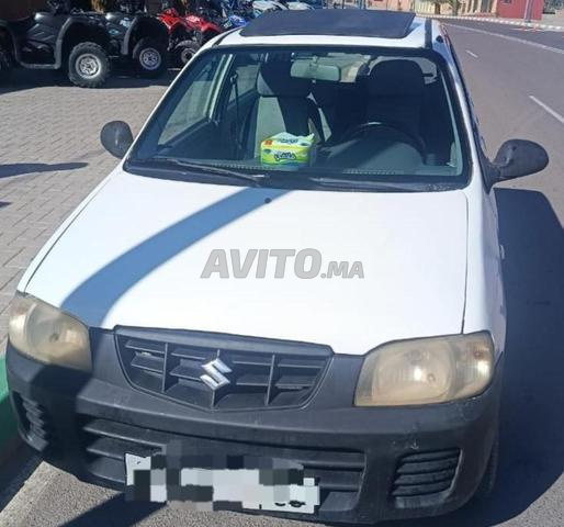 سوزوكي ألتو بنزين يدوي 2010 في ورزازات