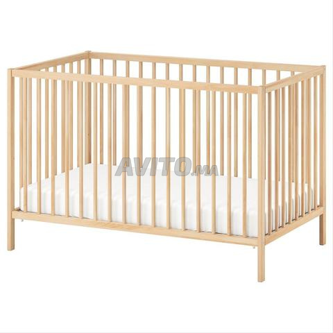 Lit bébé IKEA (excellent état)