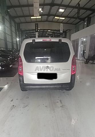 سيارتي بيرلينجو 2022 يد أولى