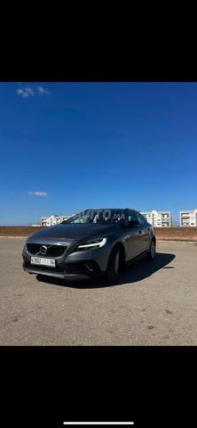 Volvo v40 cross country