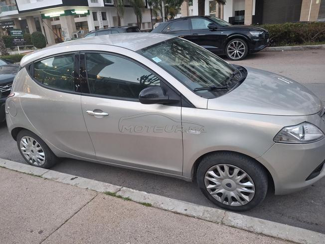 voiture Lancia Ypsilon Essence