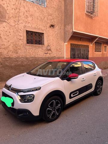 Jamais accidenté, toutes options, très bien entretenu