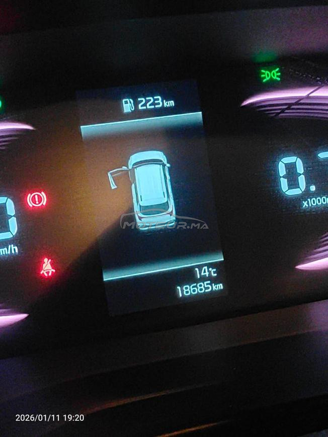 Kia carens modèle 09/2023 en excellent état 