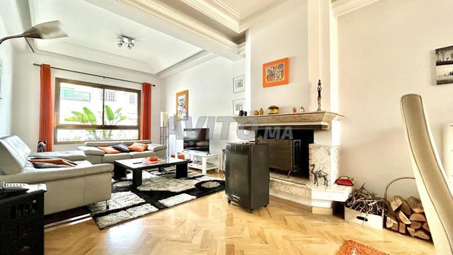 Duplex à louer VIDE  240 m² à Racine