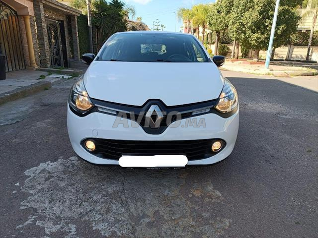 Clio 4 diesel jamais accidentée sbagha dorjin