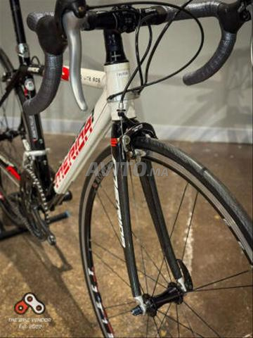 Vélo de course Merida