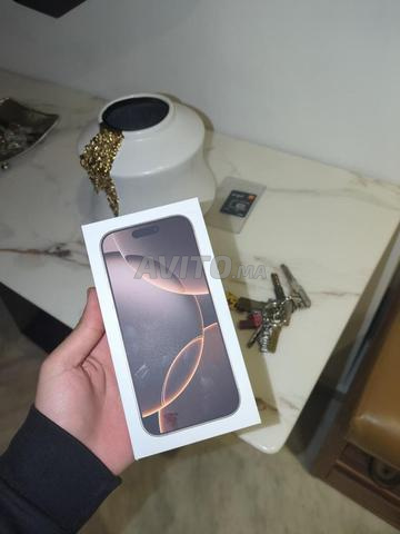 ايفون 16 برو جديد لم يستعمل قط