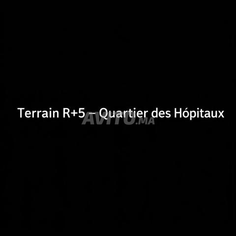 Terrain à vendre, Quartier des hôpitaux
