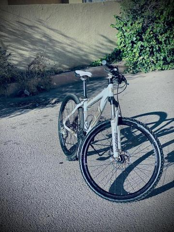 n9iya kelchi khdam li bra che haja mrhba 