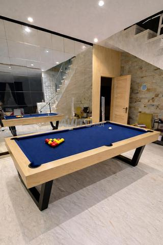 طاولة بلياردو