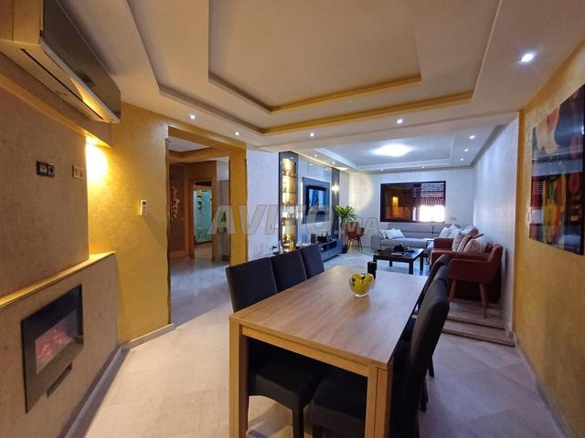 شقة للبيع تقع في ازدهار