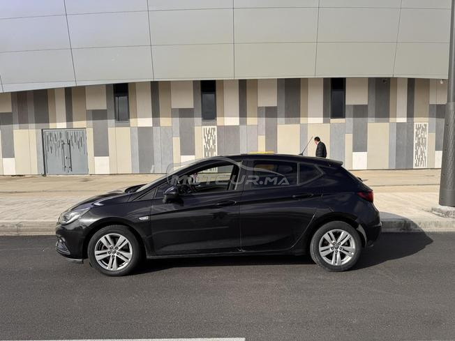 opel astra 2017