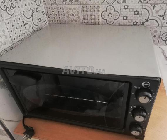 طقم ثلاثي لوحة مع شفاط وفرن