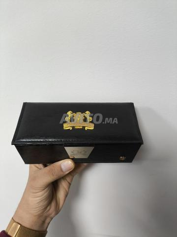 عطر فاخر بسعر جيد جدا